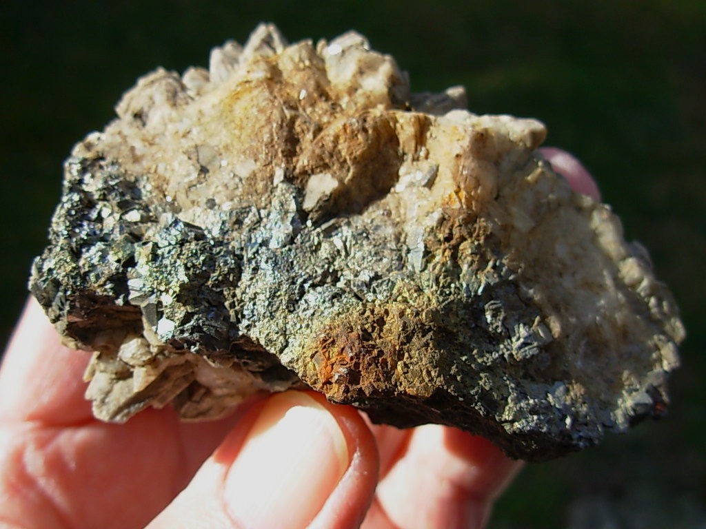 oxidized gold ore